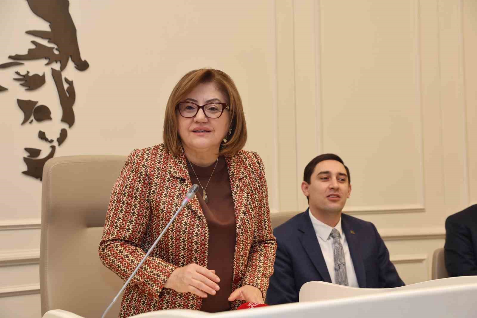 Büyükşehirden personele rekor zam
