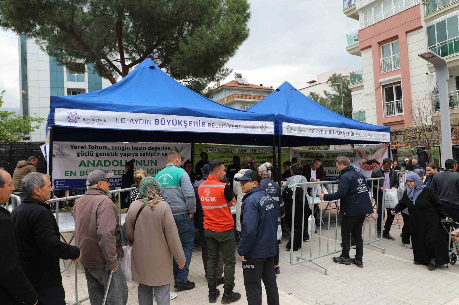Büyükşehir’in ata tohumlarına yoğun ilgi
