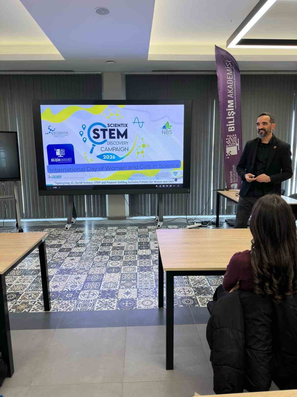 Büyükşehirin Bilişim Akademisi, Scientix 2026’ya ev sahipliği yaptı: Geleceğin kodlarını kadınlar yazıyor
