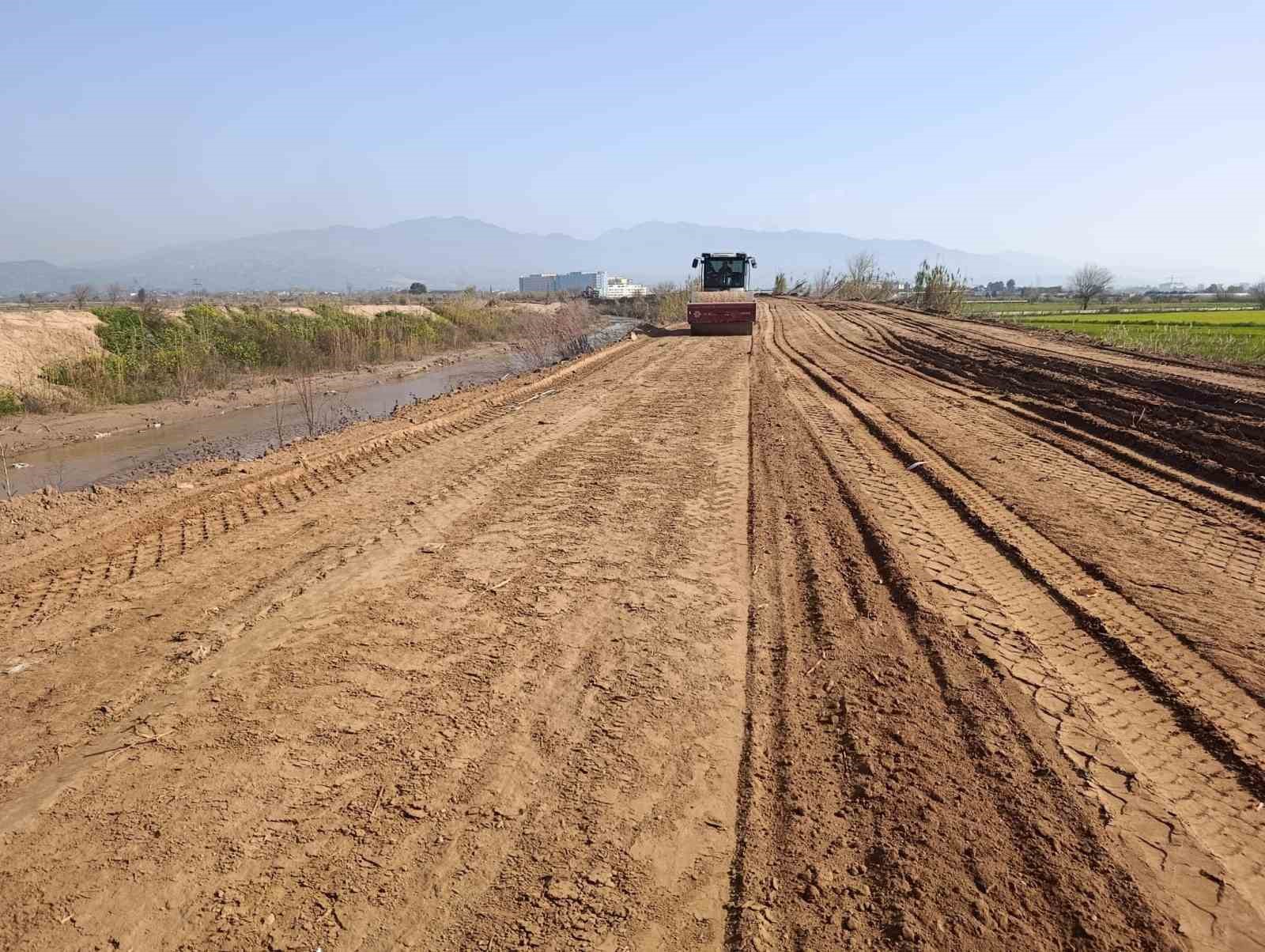 Büyükşehir’in çalışmalarıyla Aydın’ın ulaşım altyapısı güçleniyor
