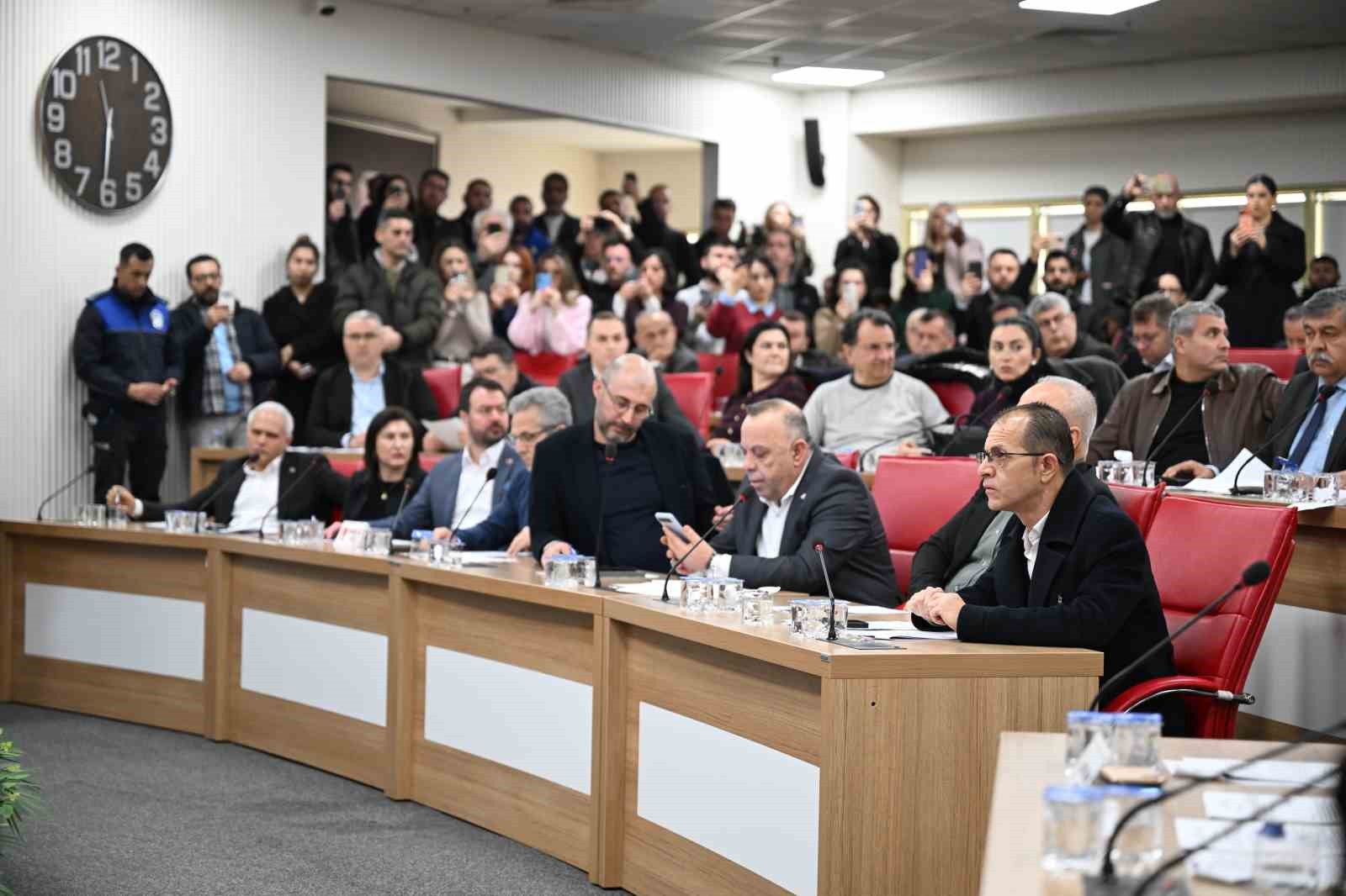 Büyükşehir’in ücretsiz diş sağlığı hizmetine CHP’den ’ret’ oyu
