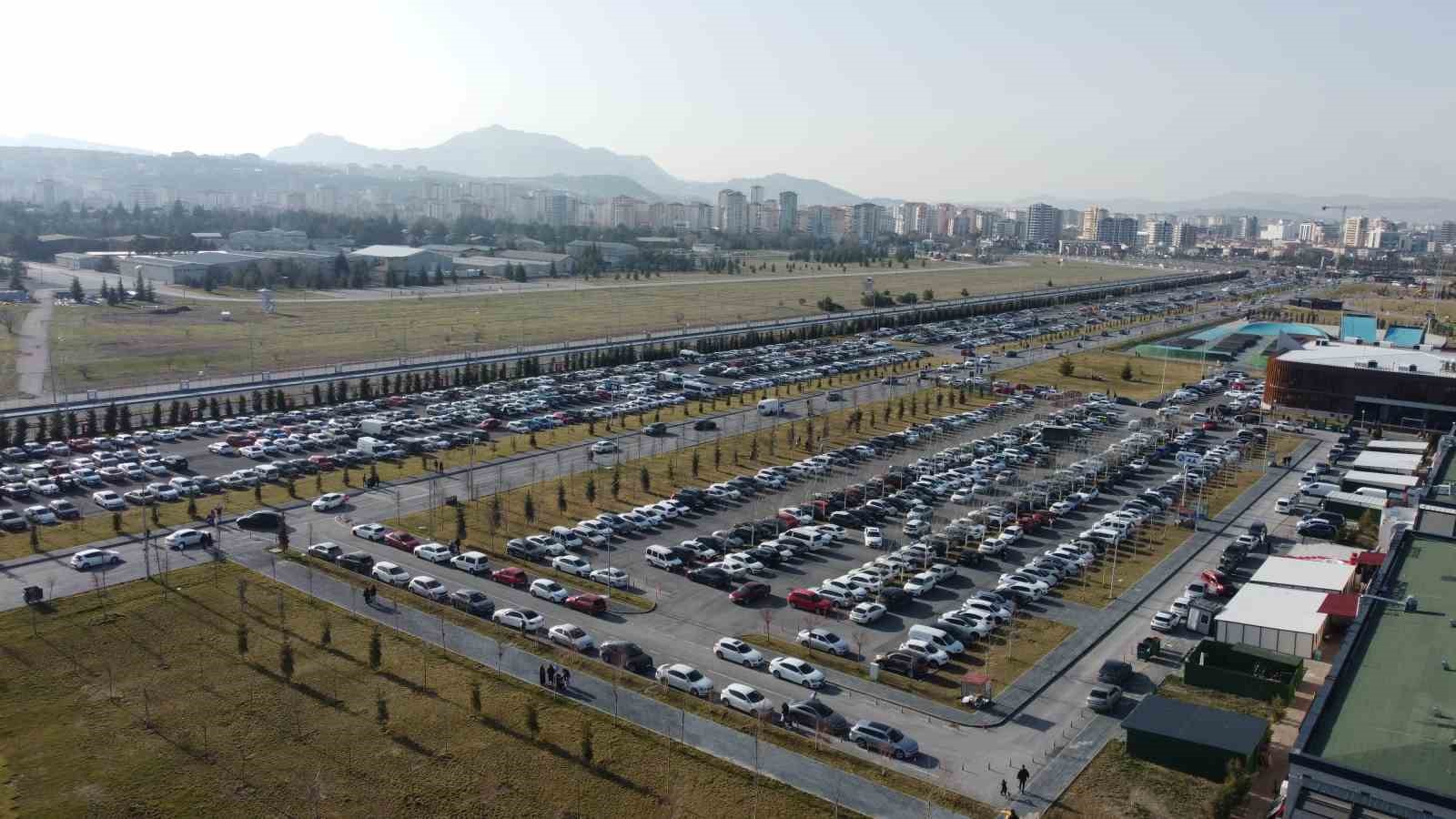 Büyükşehir’in vizyon projesi Millet Bahçesi, Kayserililerin buluşma noktası oldu
