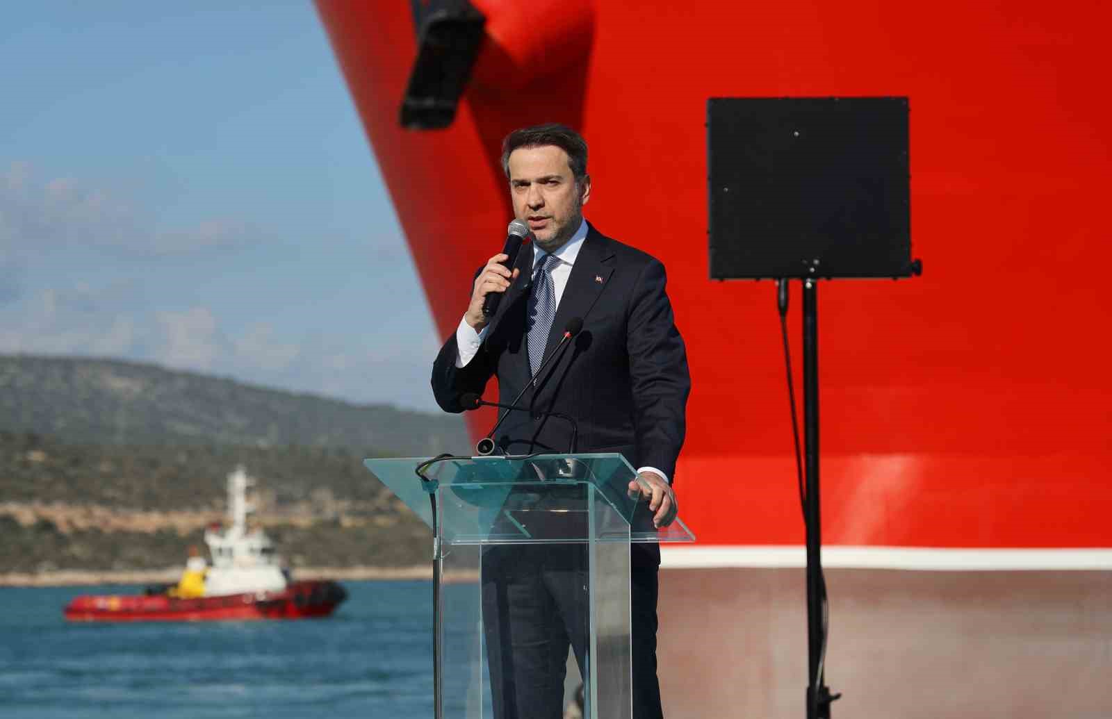 Çağrı Bey sondaj gemisi, Bakan Bayraktar’ın katıldığı törenle Somali’ye uğurlandı
