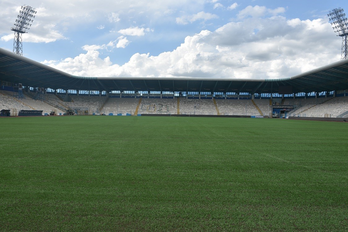 Çakmur’dan stadyum açıklaması
