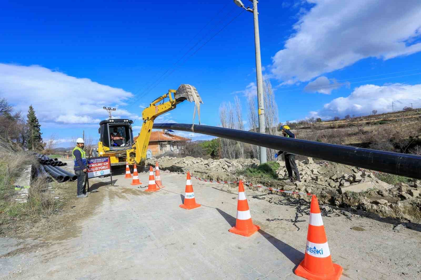 Çal’da ekonomik ömrünü tamamlayan hatlar bir bir yenileniyor
