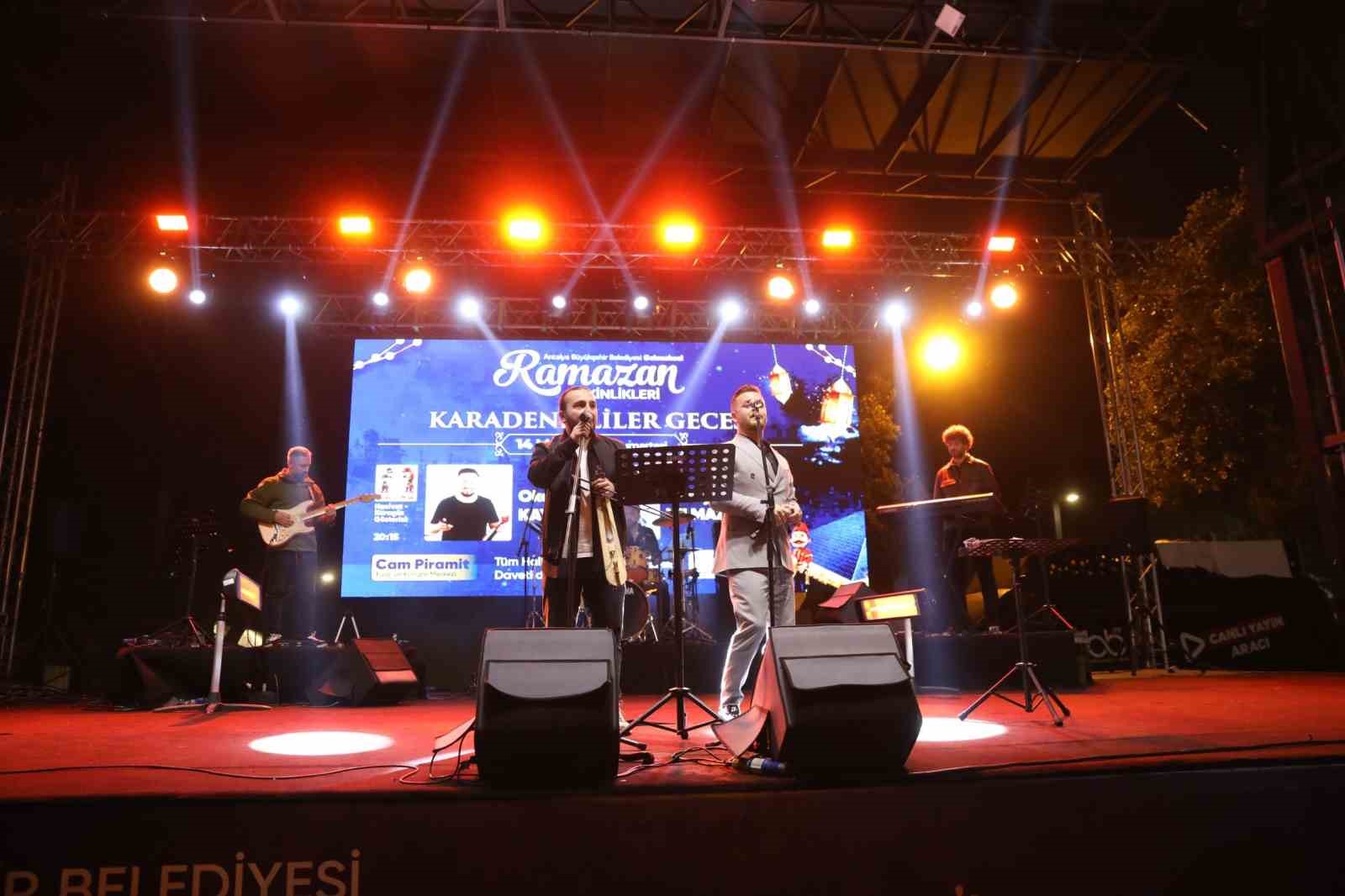 Cam Piramit’te Karadeniz ve Burdur rüzgarı esti
