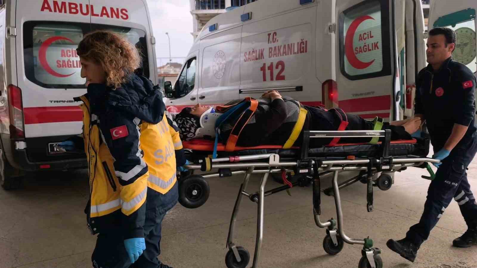 Cam silerken 4 metreden düştü
