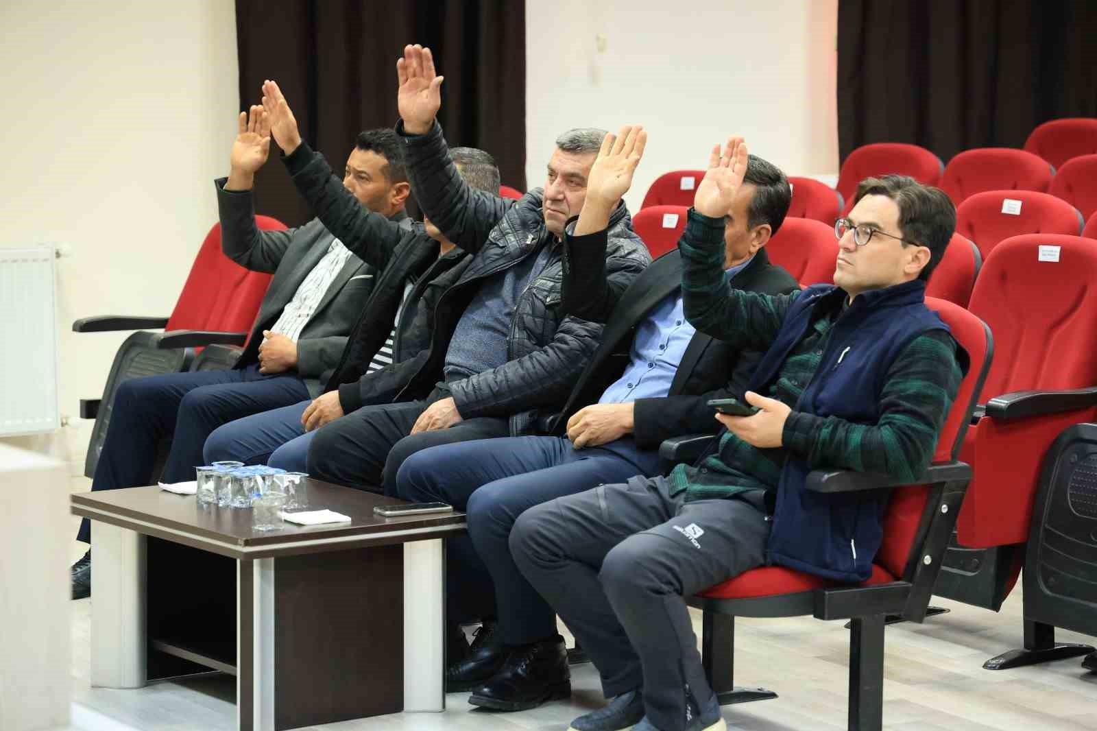 Çameli Belediye Meclisi Şubat ayı ilk oturumunu gerçekleştirdi
Çameli Belediye Meclisi Şubat ayı ilk oturumunu gerçekleştirdi