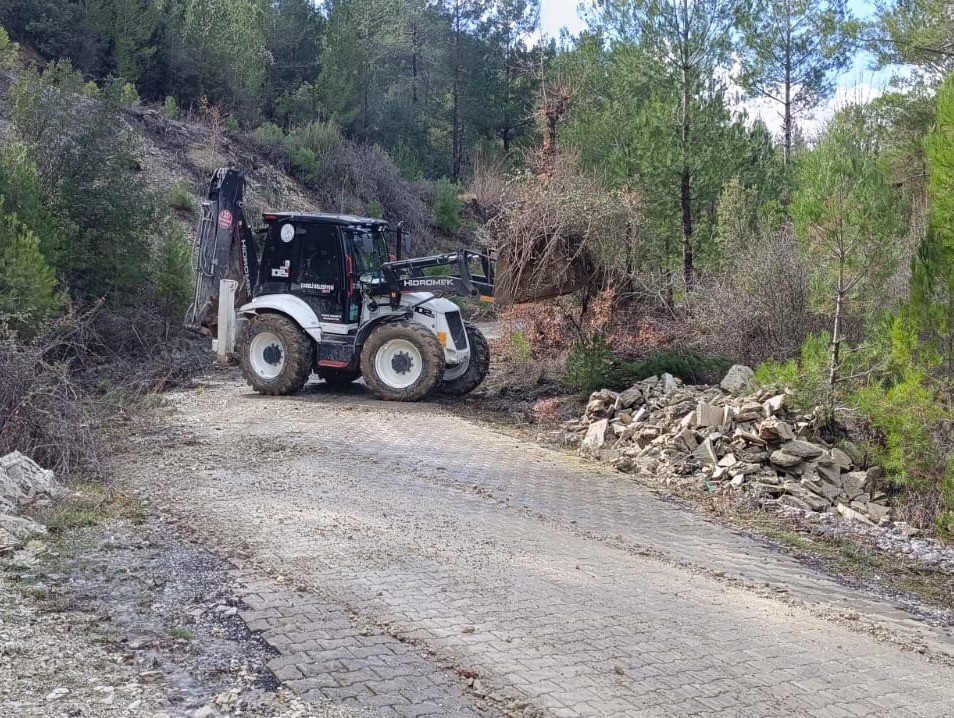 Çameli Belediyesi yoğun yağışın ardından 7/24 teyakkuzda
