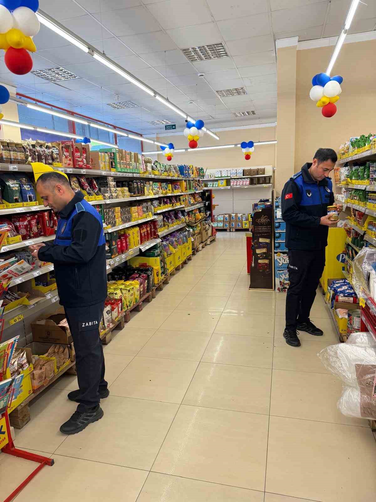 Çameli Belediyesinden Ramazan öncesi marketlere sıkı denetim
