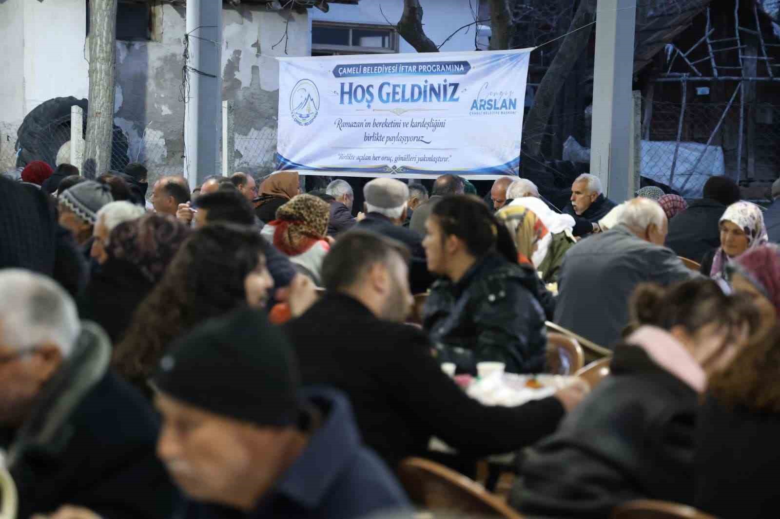 Çameli’de Ramazan bereketi paylaşılmaya devam ediyor
