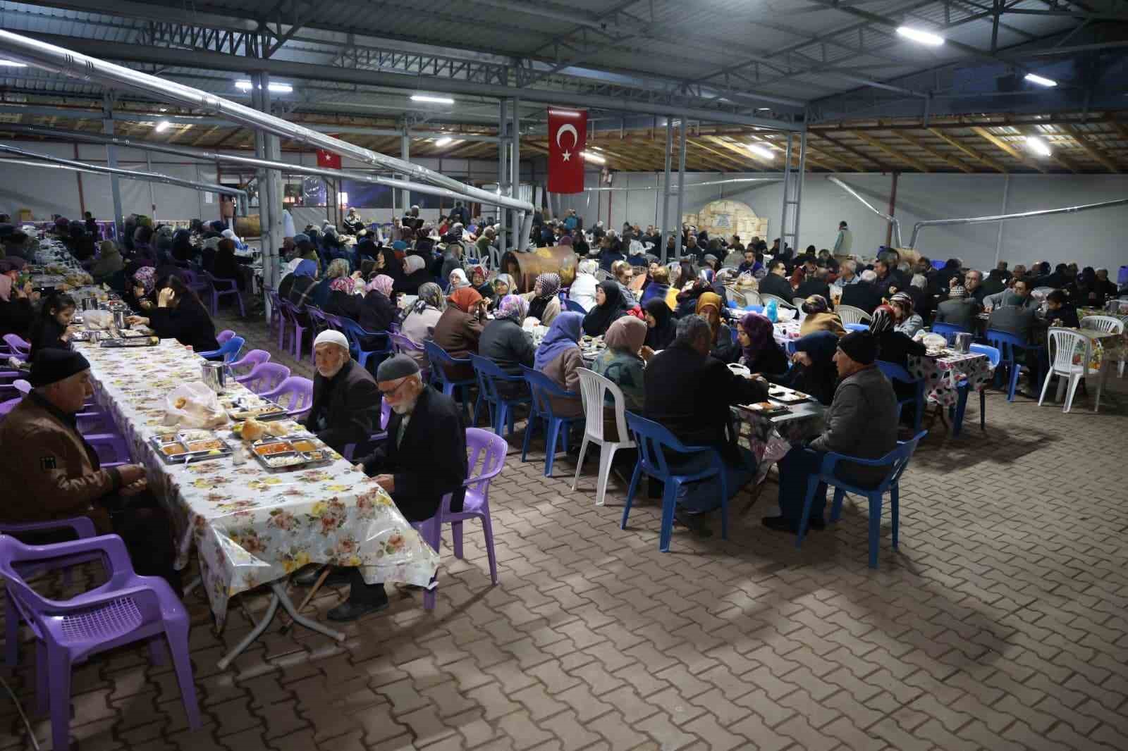 Çameli’nin gönül sofrası Kolak Mahallesi’nde kuruldu
