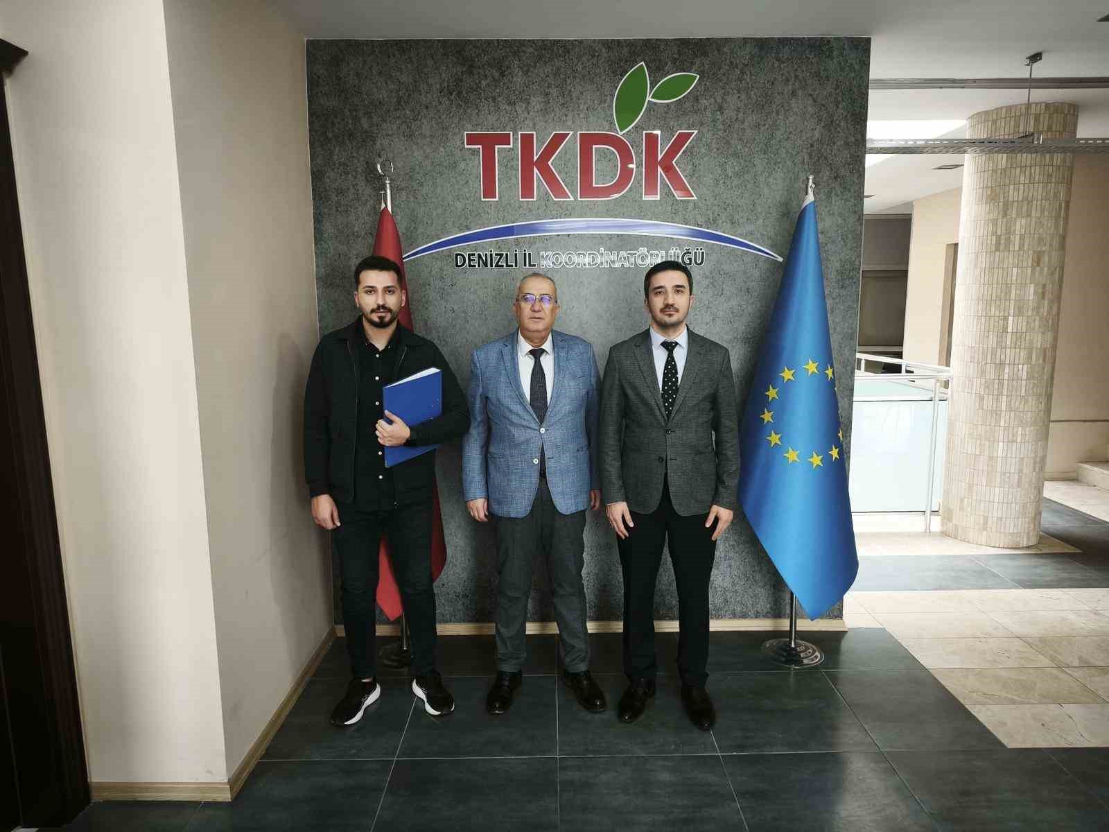 Çameli’ye 300 bin avroluk hibe
Çameli’ye 300 bin avroluk hibe