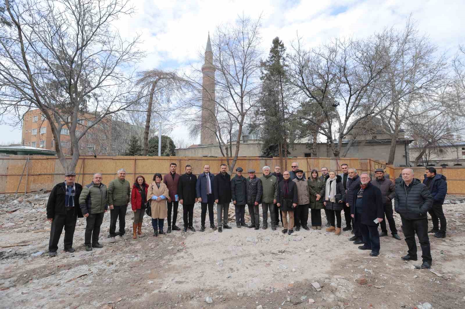 Camikebir’deki dönüşüme Kent Konseyi’nden inceleme
Camikebir’deki dönüşüme Kent Konseyi’nden inceleme