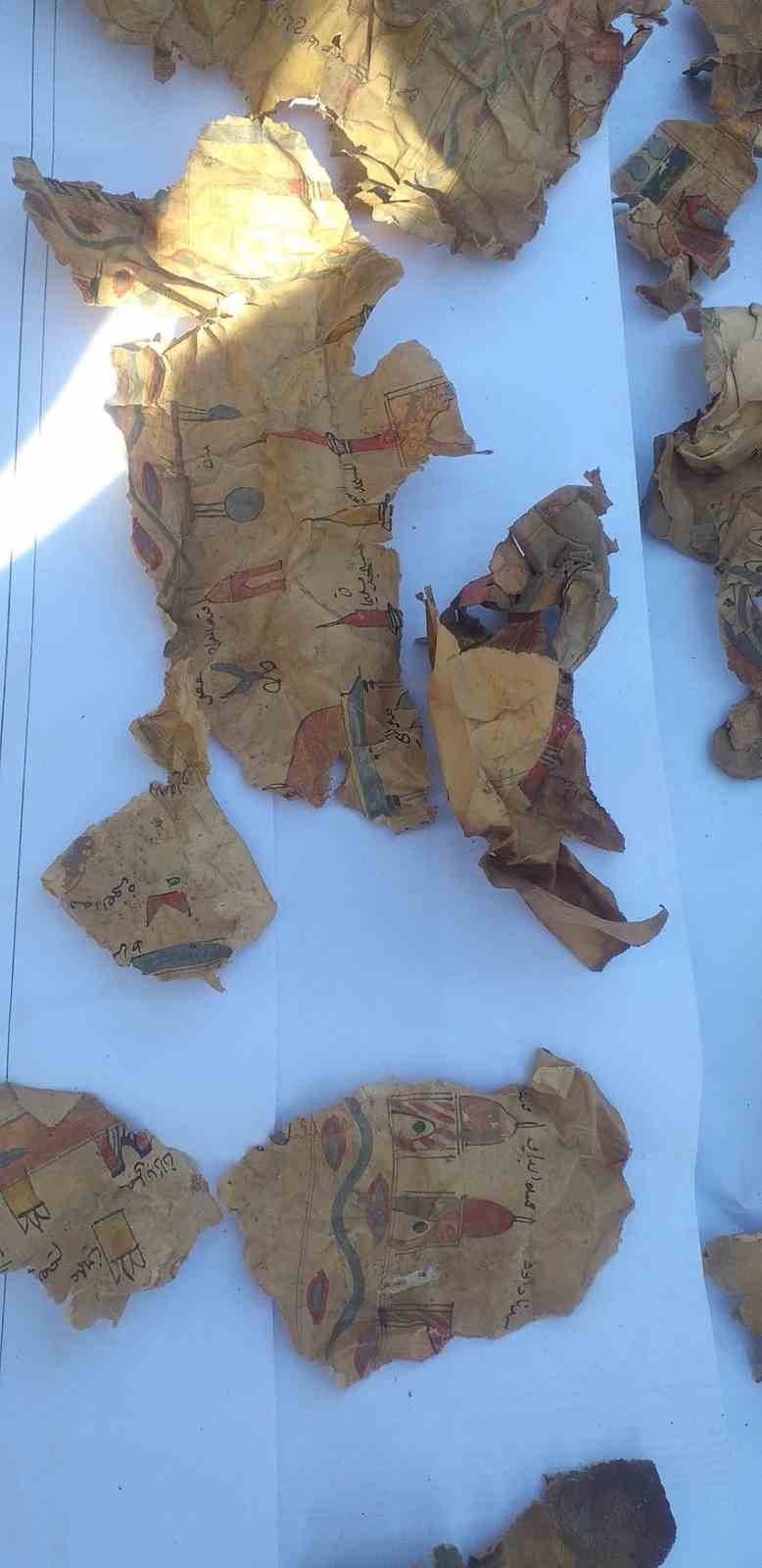 Caminin duvar boşluğundaki sır yüzyıllar sonra ortaya çıktı
