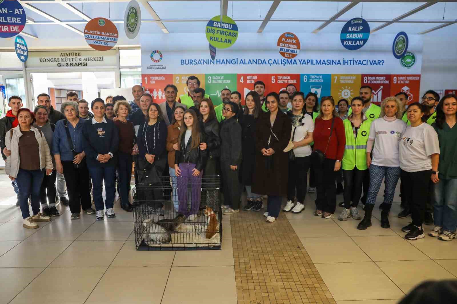 Can dostlara sıcak yuva
