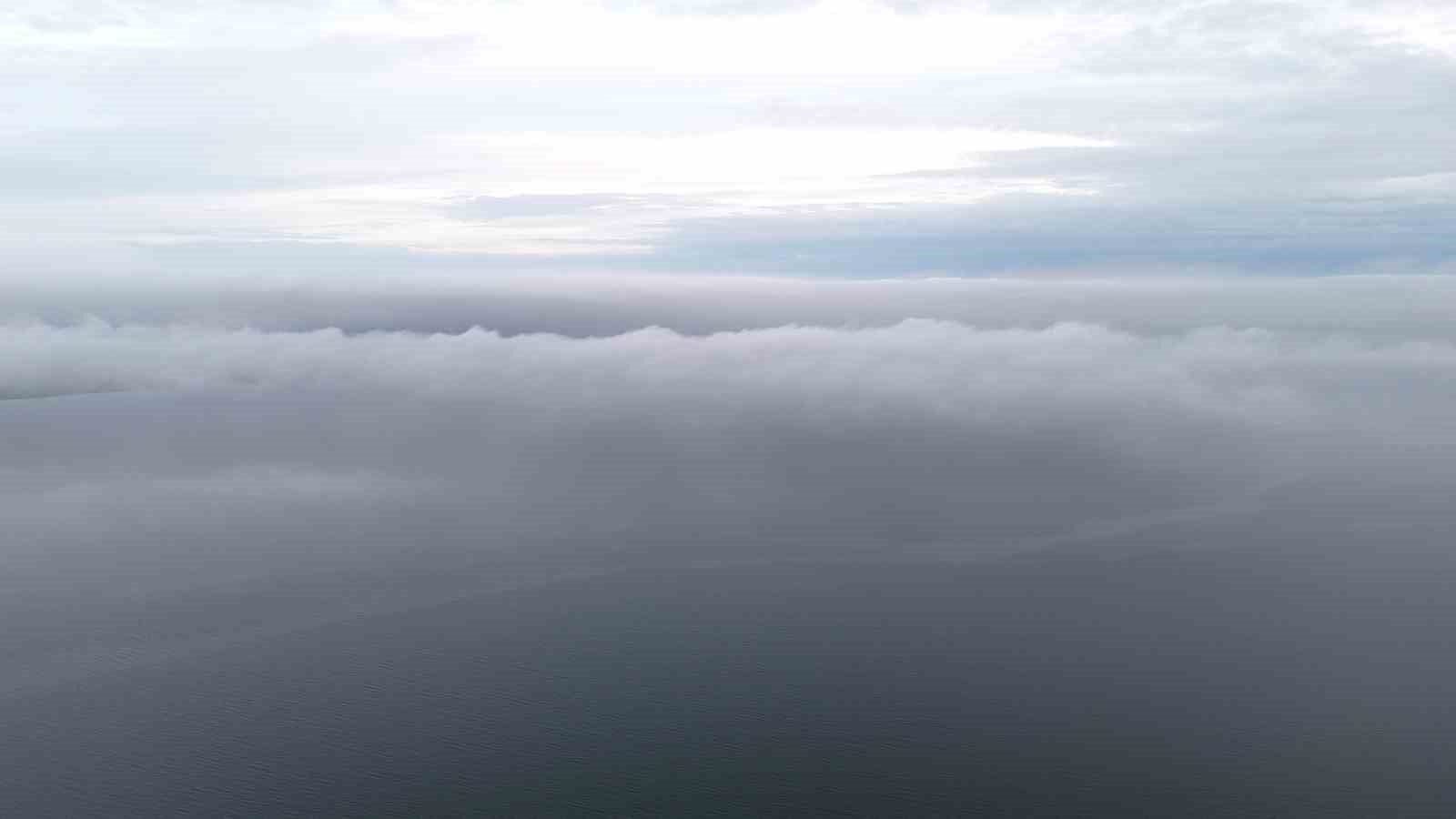 Çanakkale Boğazı sis nedeniyle transit gemi geçişlerine kapatıldı
