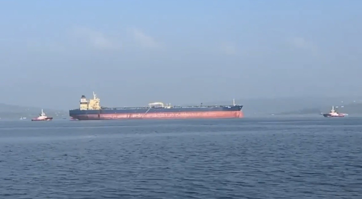 Çanakkale Boğazı’nda tanker makine arızası yaptı
