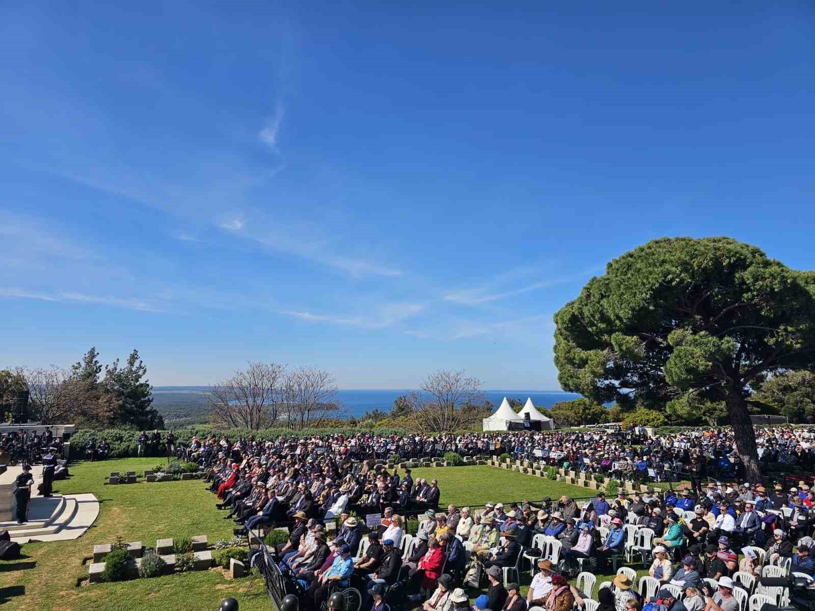 Çanakkale Kara Savaşları’nda hayatını kaybedenler ’Yalnız Çam’da anıldı

