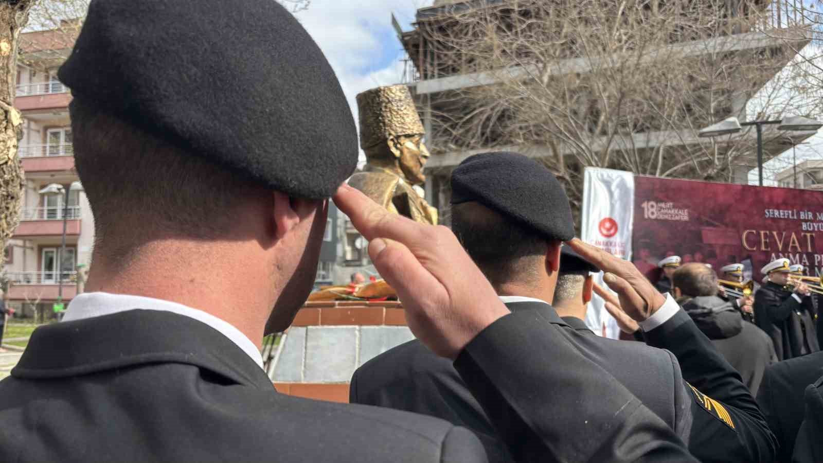 Çanakkale Savaşları Kahramanlarında Müstahkem Mevki Komutanı Cevat Paşa törenle anıldı
Çanakkale Savaşları Kahramanlarında Müstahkem Mevki Komutanı Cevat Paşa törenle anıldı