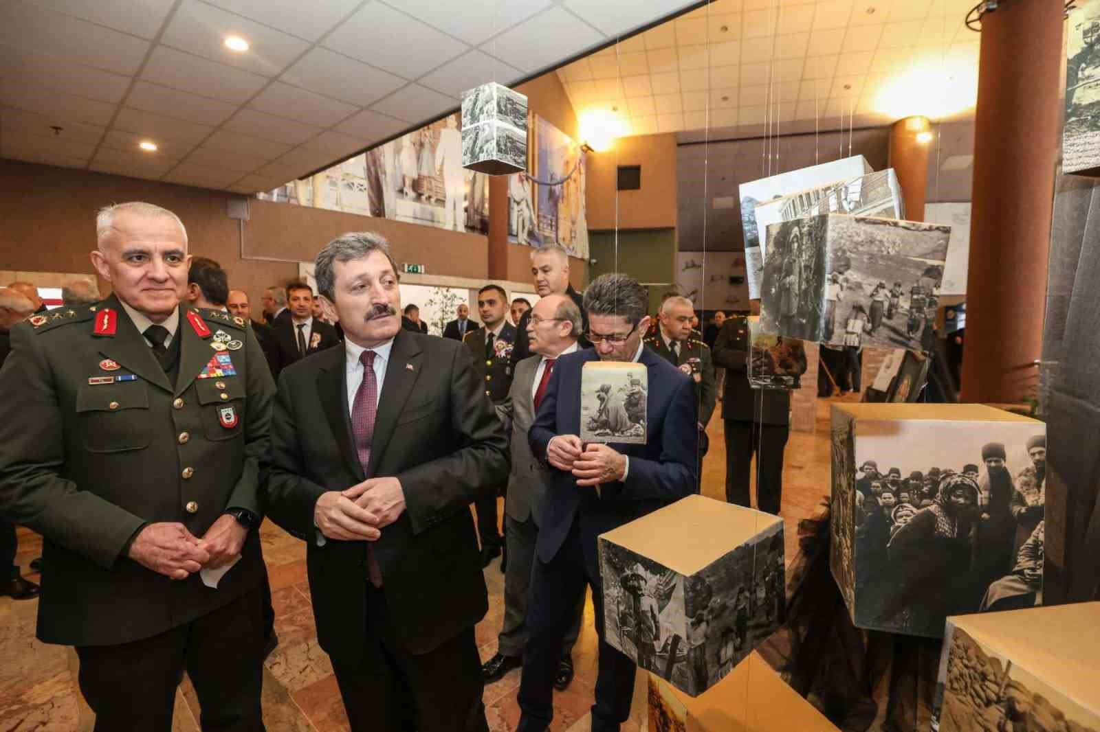 Çanakkale ve İstiklal Madalyası Sergisi beğeni topladı
