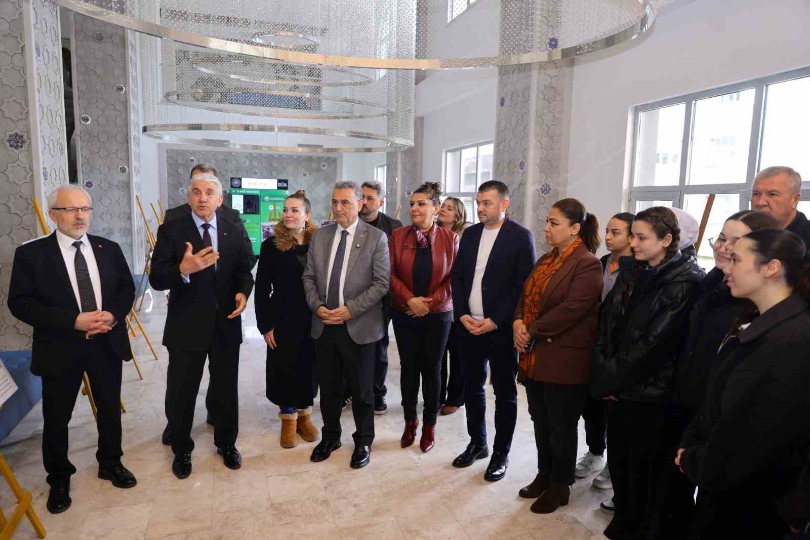 Çanakkale ve Sarıkamış fotoğraflarla İlkadım’da
