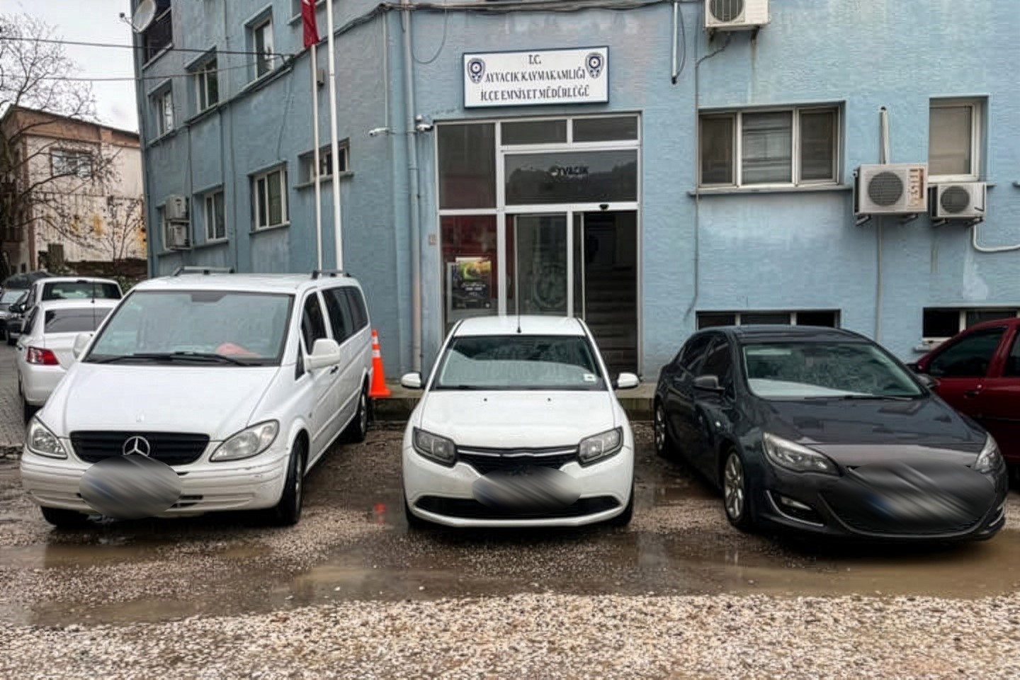 Çanakkale’de 28 kaçak göçmen yakalandı
