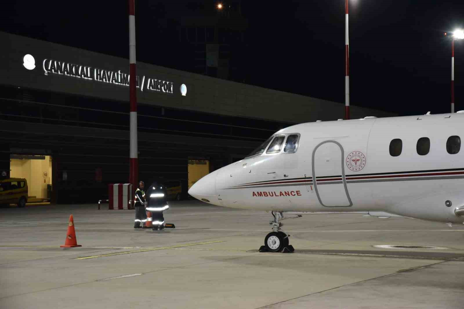 Çanakkale’de 54 günlük bebek uçak ambulansla Ankara’ya sevk edildi
