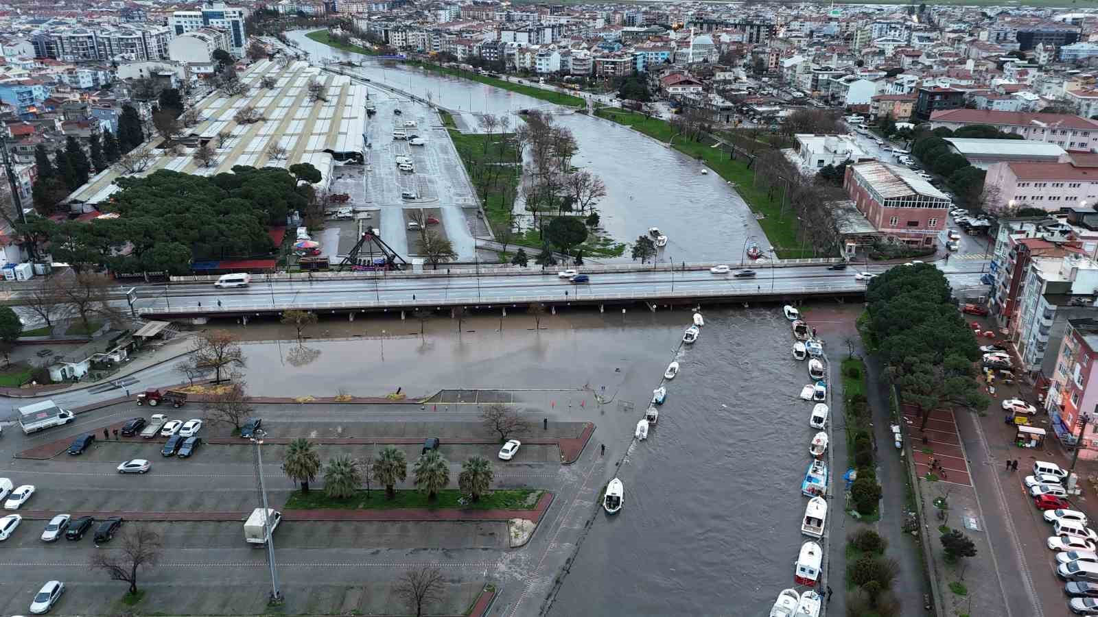Çanakkale’de aşırı yağışların riskleri masaya yatırıldı
