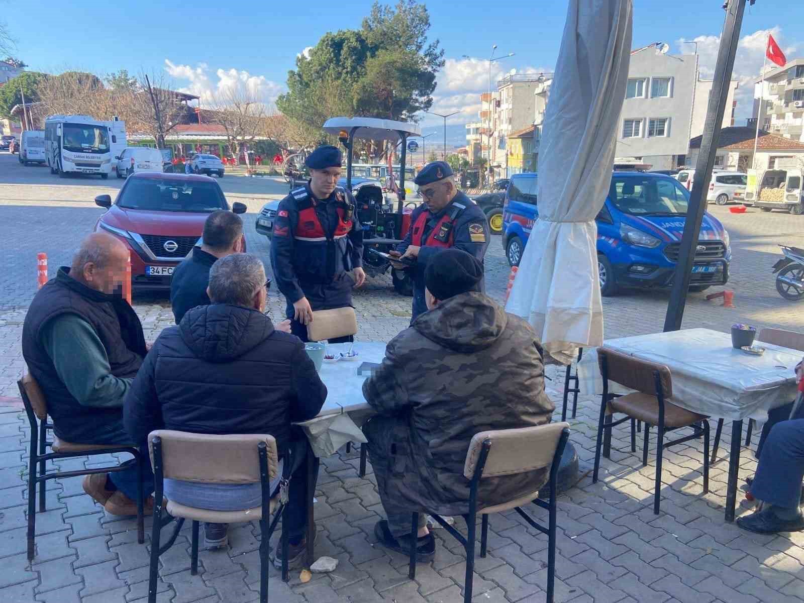 Çanakkale’de çeşitli suçlardan aranan 22 şüpheli yakalandı
