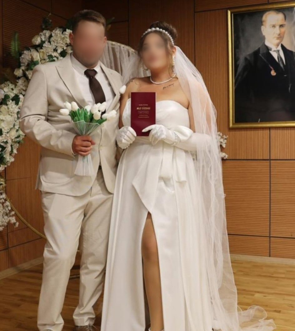 Çanakkale’de eşini 20 yerinden bıçaklayan adam sonra kendini yaraladı
