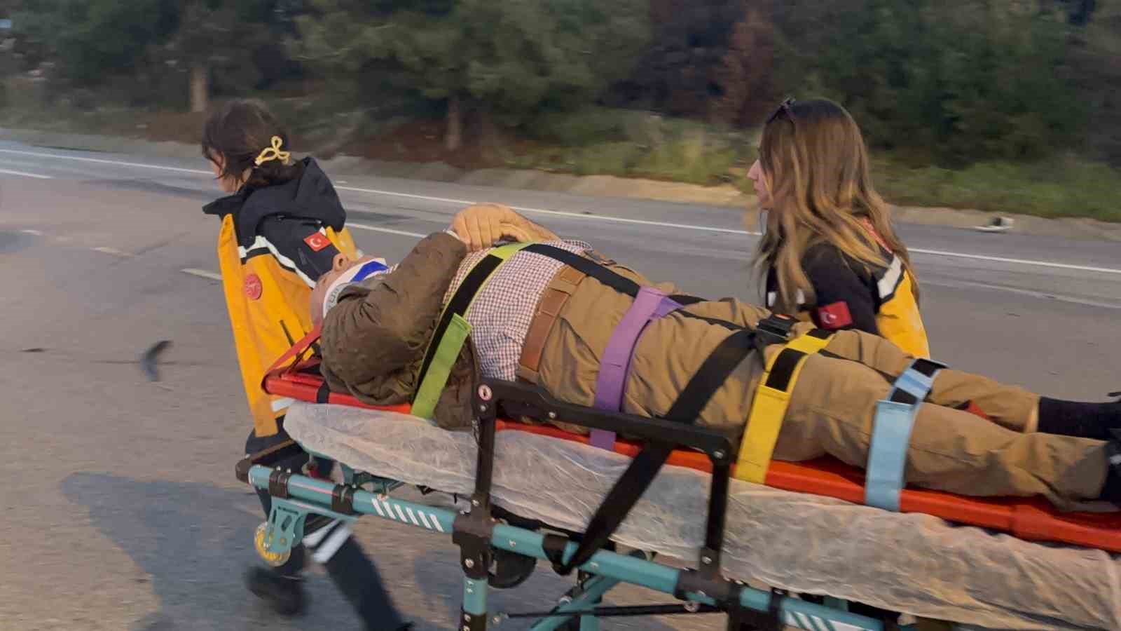 Çanakkale’de iki otomobil çarpıştı: 5 kişi yaralandı
