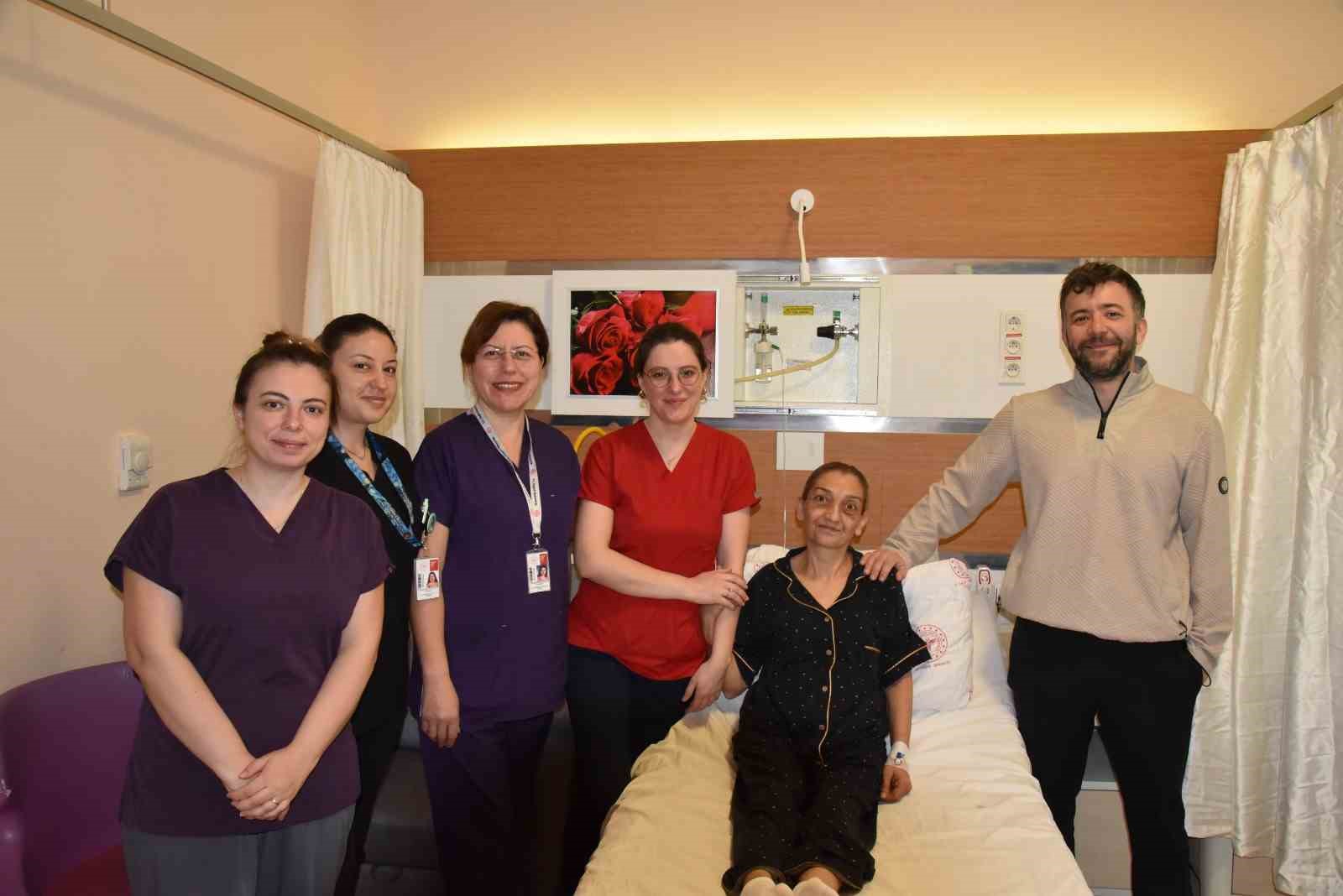 Çanakkale’de nadir görülen sindirim sistemi hastalığına yakalanan hasta sağlığına kavuştu
