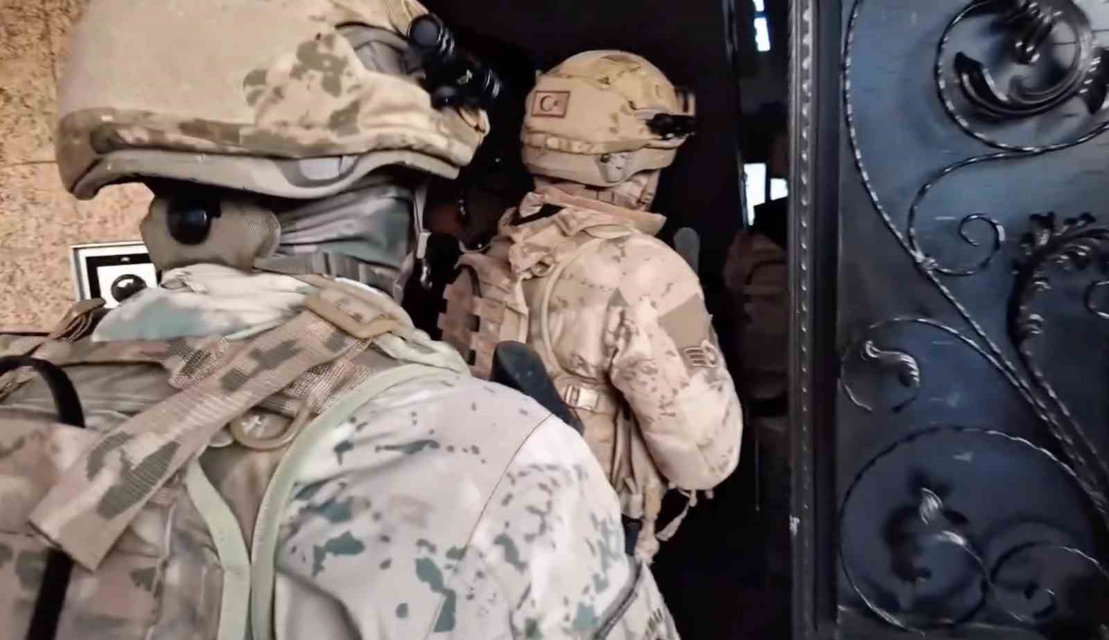 Çanakkale’de suç örgütü çökertildi: 19 kişi yakalandı
