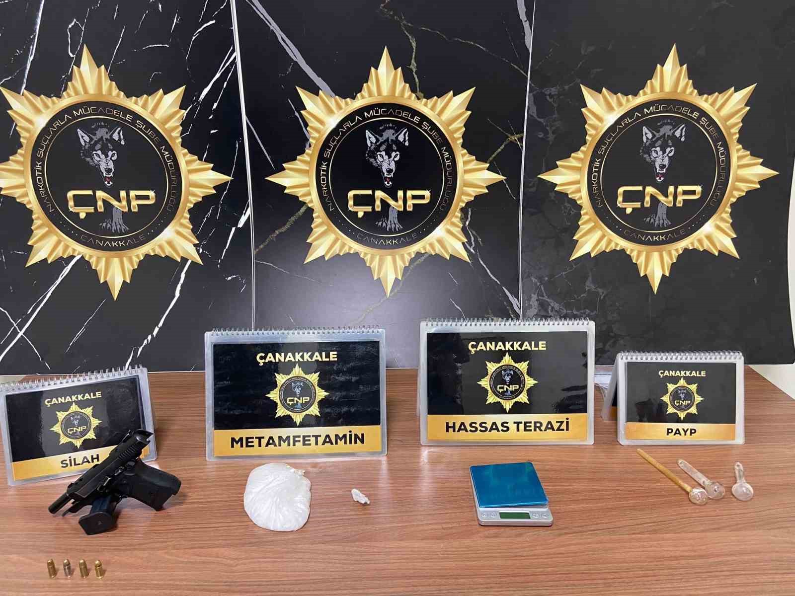 Çanakkale’de uyuşturucu taciri 5 şüpheli tutuklandı
