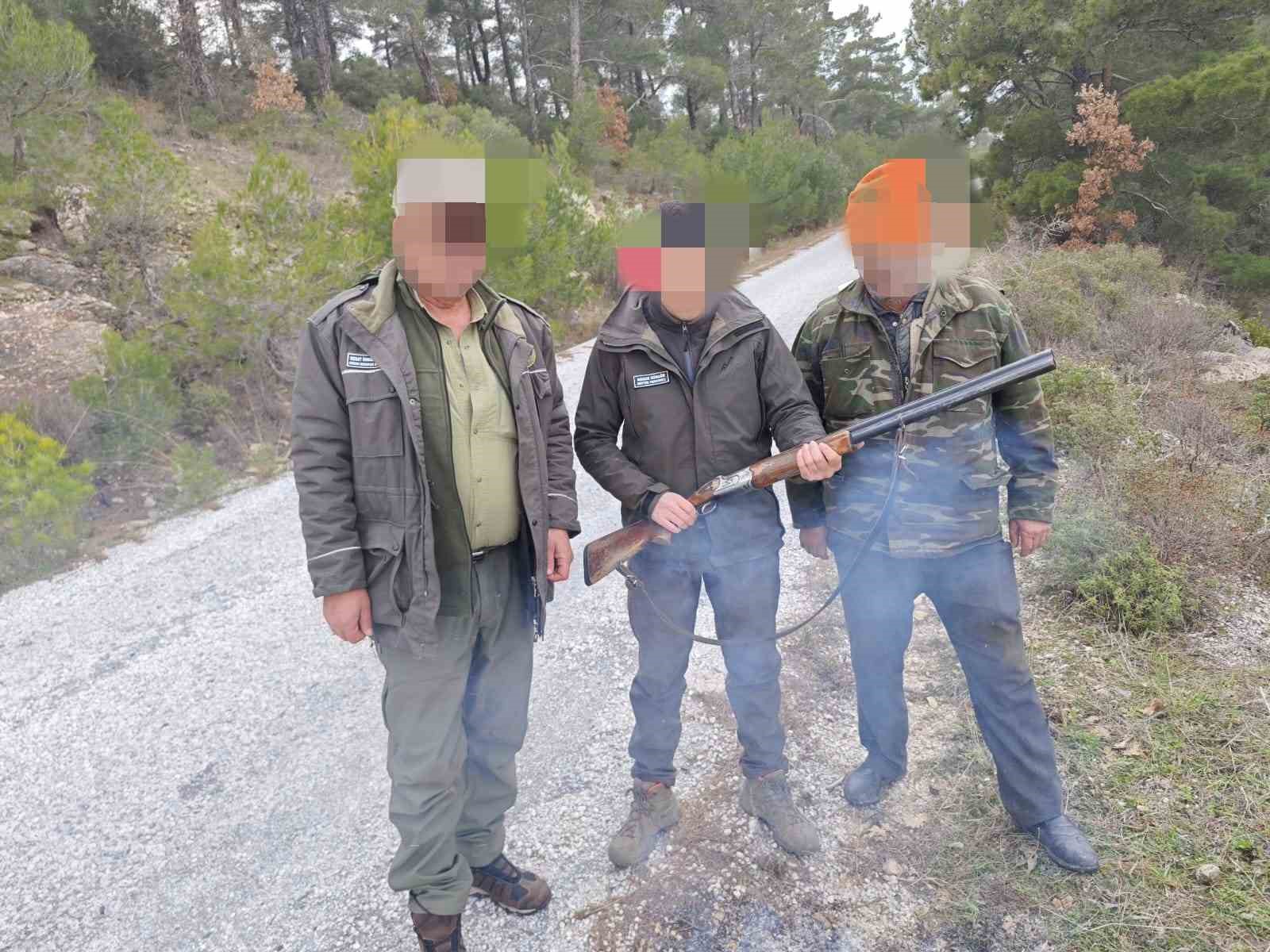 Çanakkale’de yasa dışı avcılık yapan 7 kişiye 98 bin TL ceza
