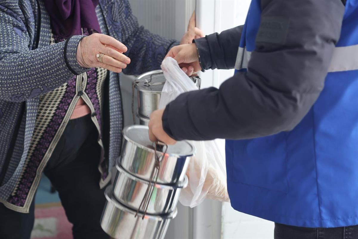 Canik Belediyesi’nden tüm ailelere iftar yemeği desteği
