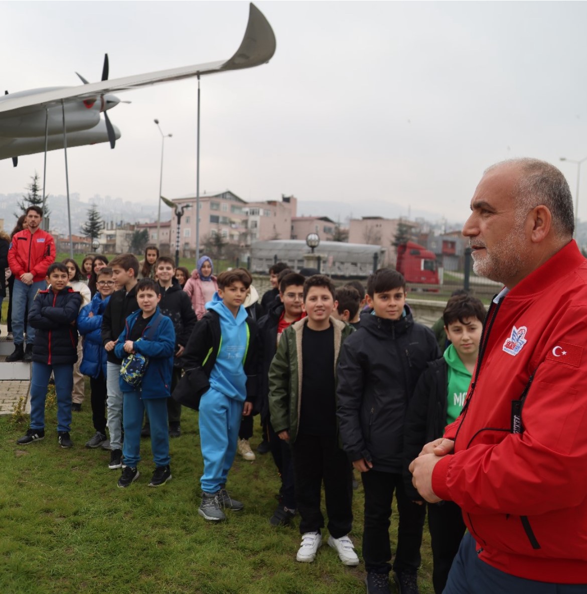 Canik Keşif Kampüsü’nde 206 bin çocuk ve gence bilim ve teknoloji eğitimi
Canik Keşif Kampüsü’nde 206 bin çocuk ve gence bilim ve teknoloji eğitimi