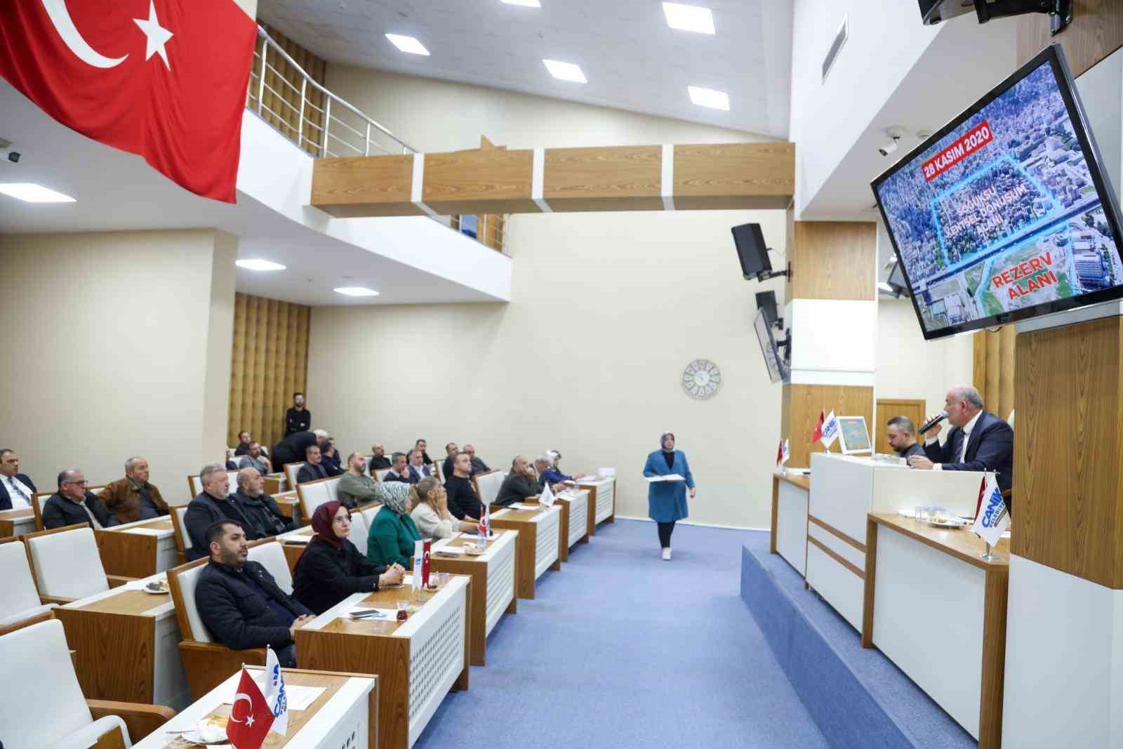 Canik’te burslar hesapta, Meşe Tesisleri yenileniyor
