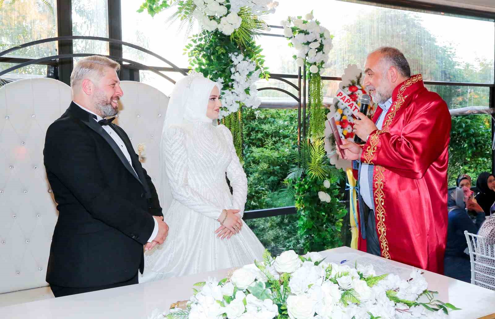 Canik’te nikah ücret desteği devam ediyor
Canik’te nikah ücret desteği devam ediyor