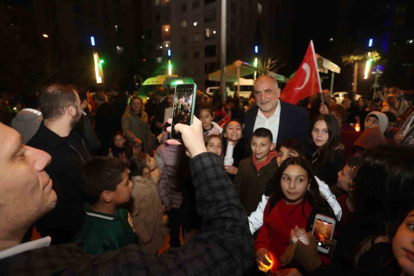 Canik’te Ramazan’ın gelişi fener alayıyla karşılandı
