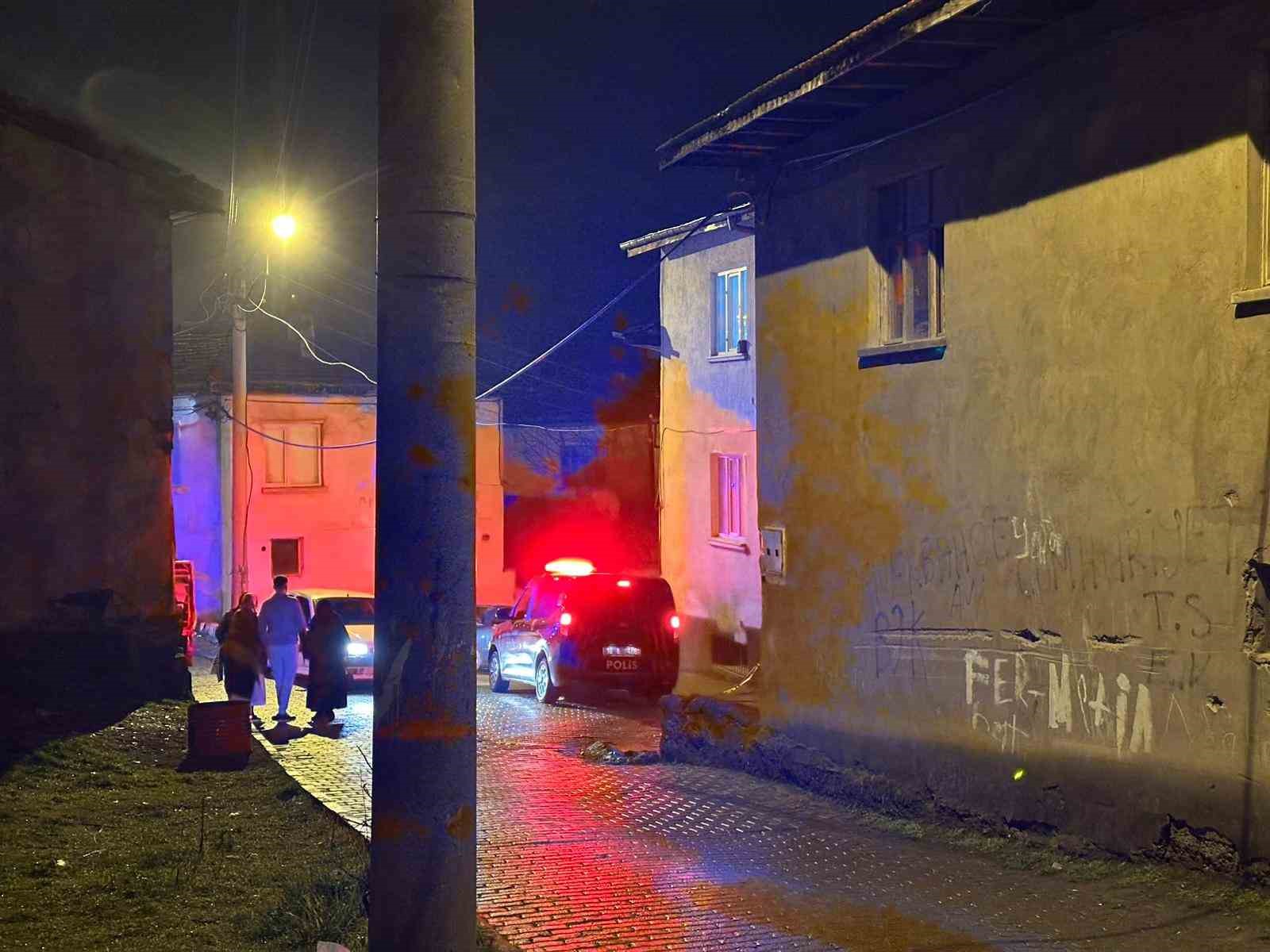 Çankırı’da 2 katlı ahşap evde yangın: 2 ölü
