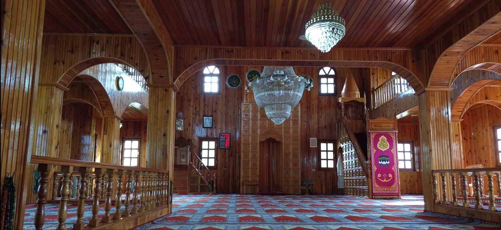 Çantı tekniğiyle inşa edilen çivisiz cami 2 asırdır ayakta
