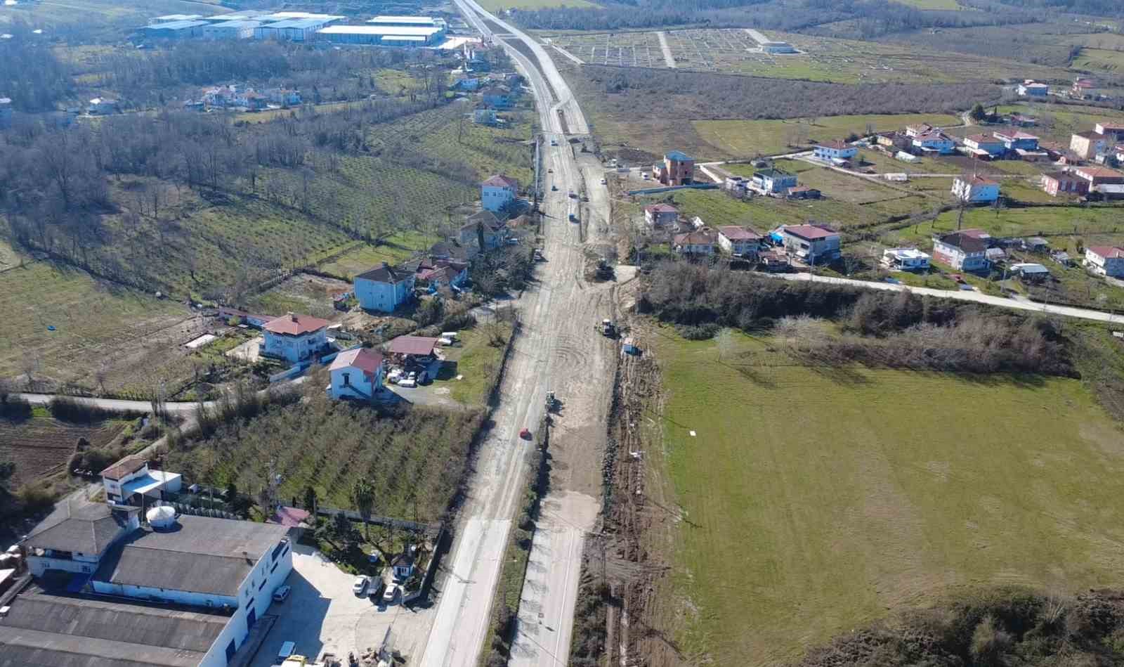 Çarşamba-Ayvacık karayolunda çalışmalar sürüyor
