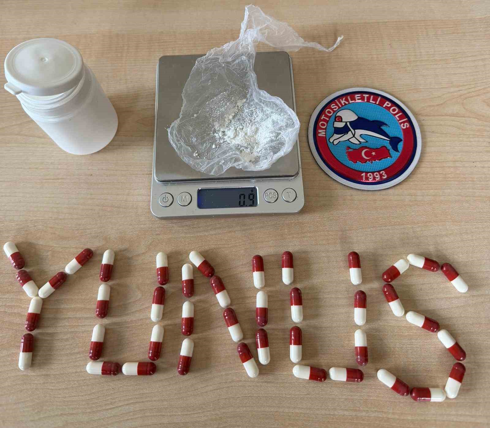 Çatal kaşık dahi çalan hırsızları polis yakaladı
