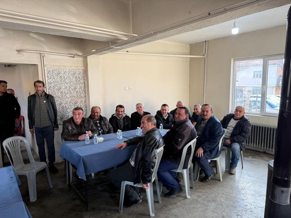 Çavdarhisar Kaymakamı Murat Ak muhtarlarla bir araya geldi
