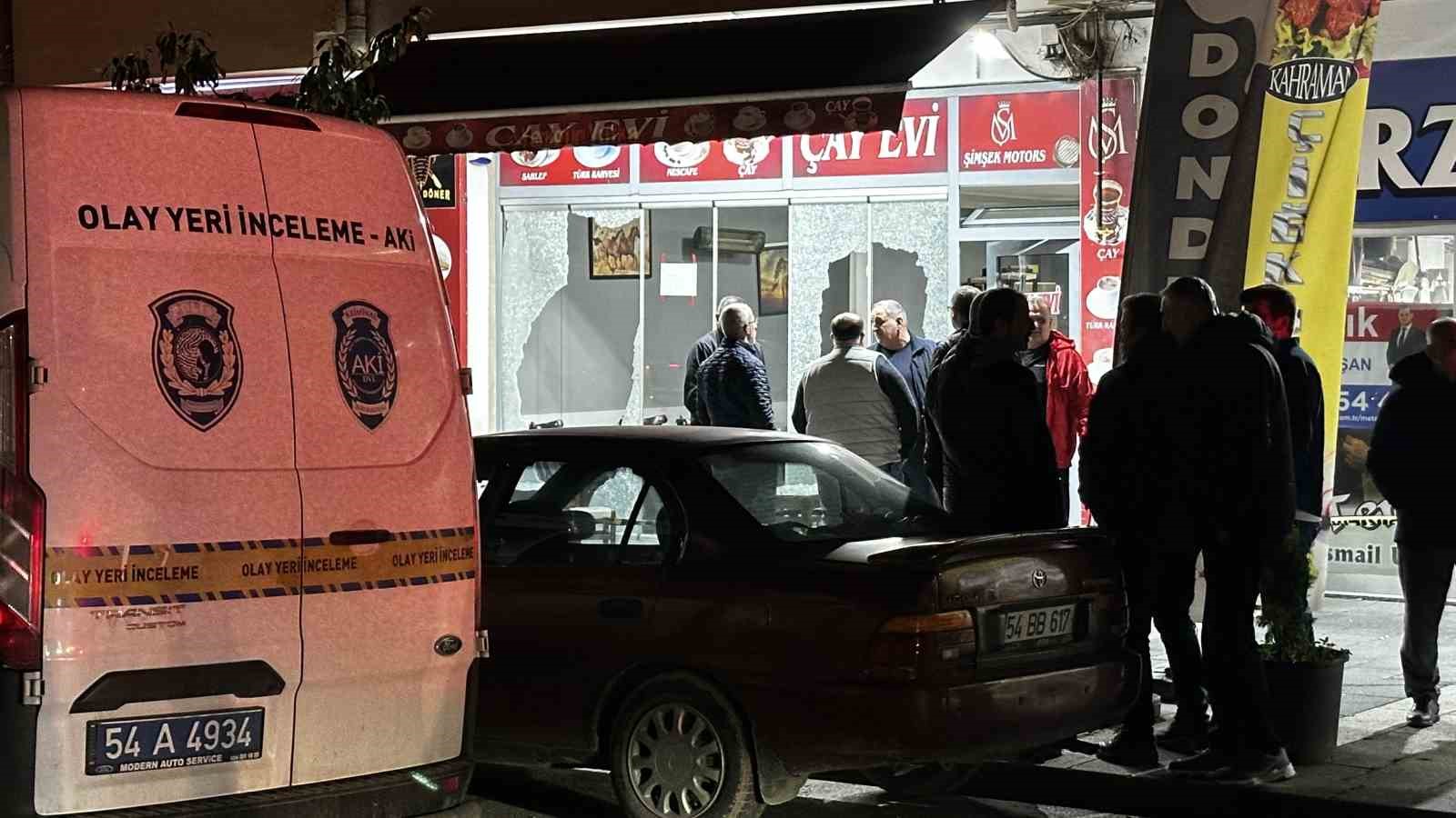 Çay ocağına kurşun yağdırdı: 1 yaralı
