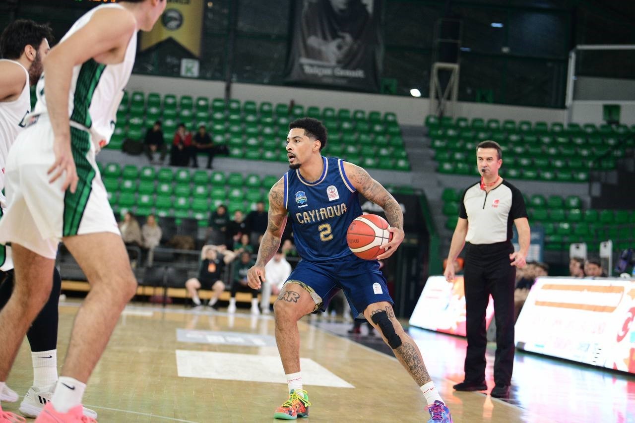 Çayırova Belediyesi, 2026’ya galibiyetle başladı
Çayırova Belediyesi, 2026’ya galibiyetle başladı