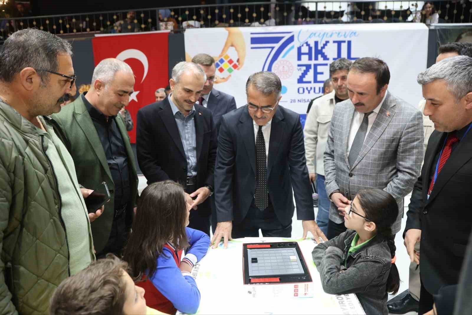 Çayırova’da öğrenciler akıl ve zeka oyunlarında ter döküyor
