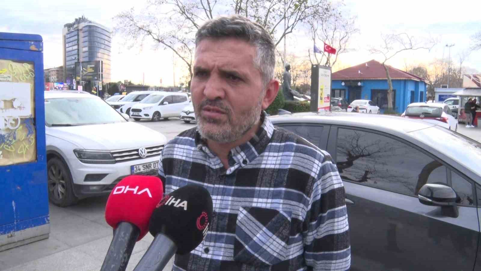 Çekmeköy’de kaybolan Alzheimer hastası yaşlı adamdan 17 gündür haber alınamıyor
Çekmeköy’de kaybolan Alzheimer hastası yaşlı adamdan 17 gündür haber alınamıyor